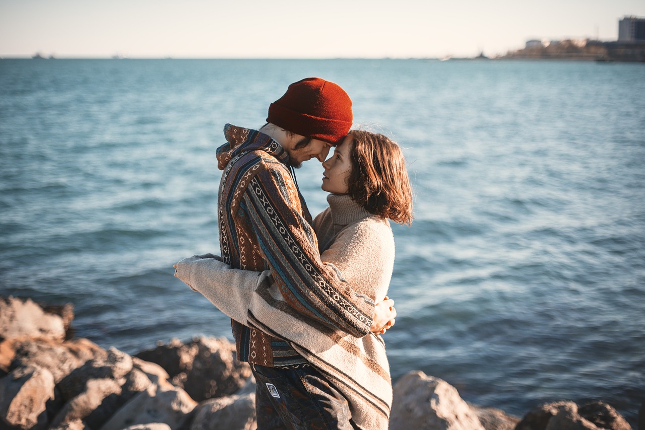 couple-1329349_1280